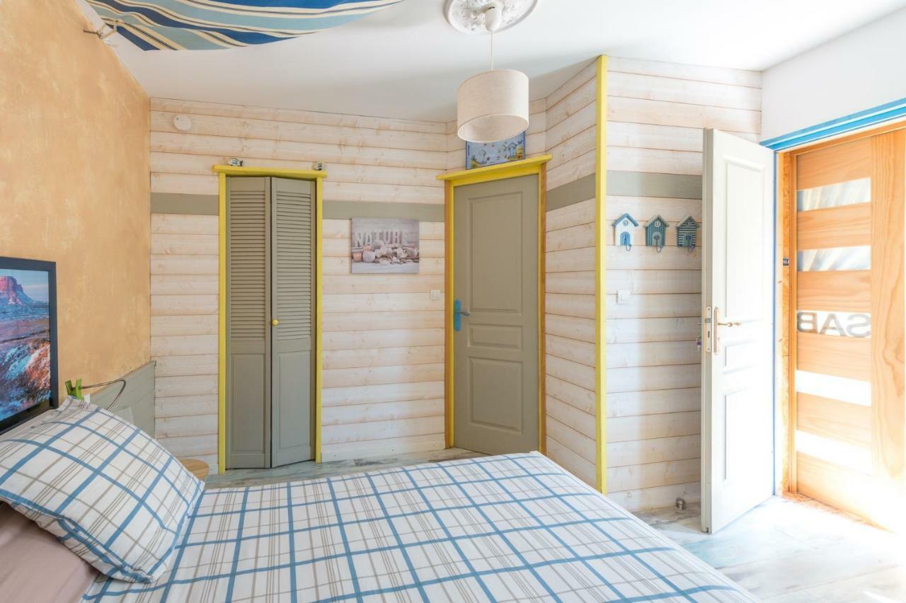L'Escale Marine - Couette Et Cafe Bed & Breakfast La Rochelle  Exterior foto