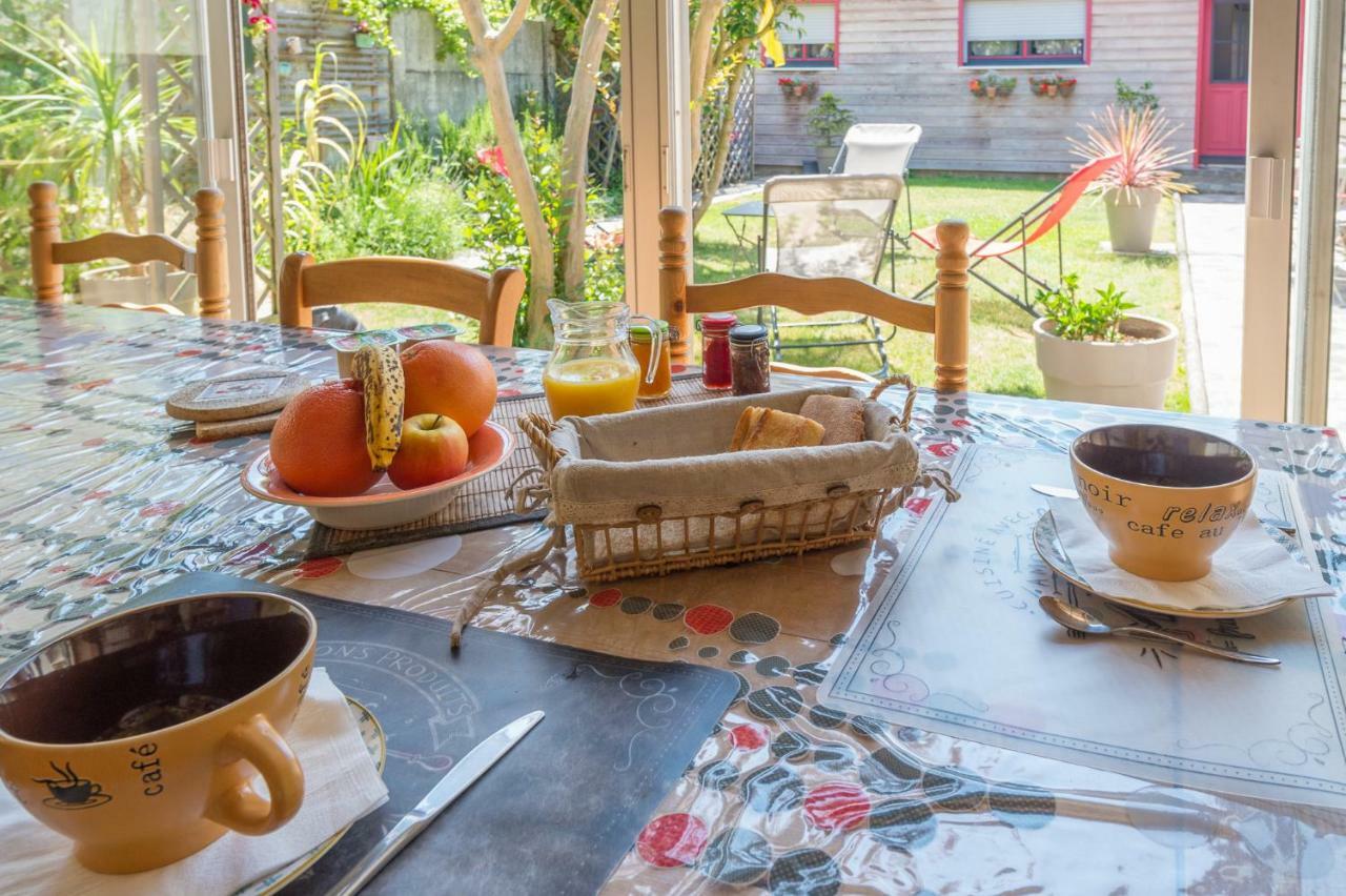 L'Escale Marine - Couette Et Cafe Bed & Breakfast La Rochelle  Exterior foto