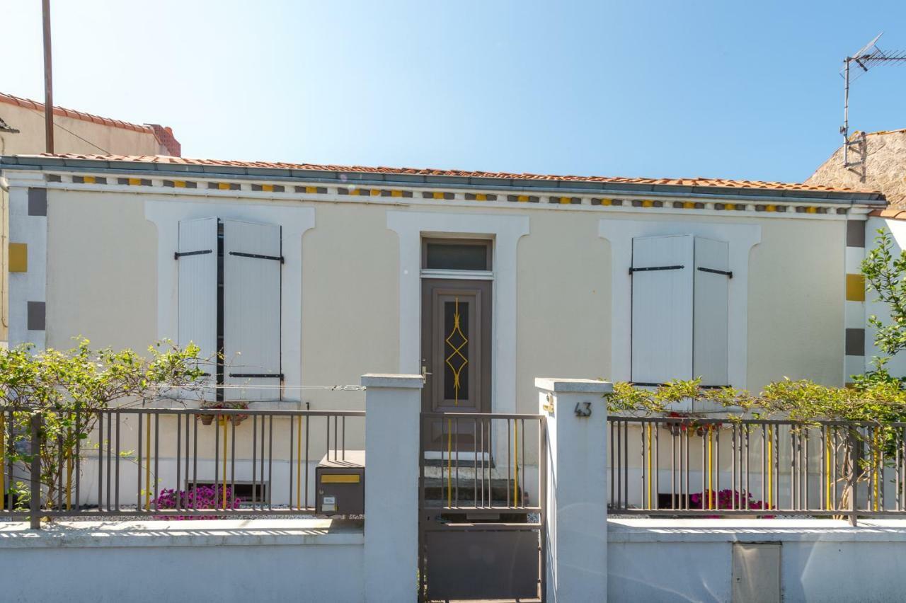 L'Escale Marine - Couette Et Cafe Bed & Breakfast La Rochelle  Exterior foto
