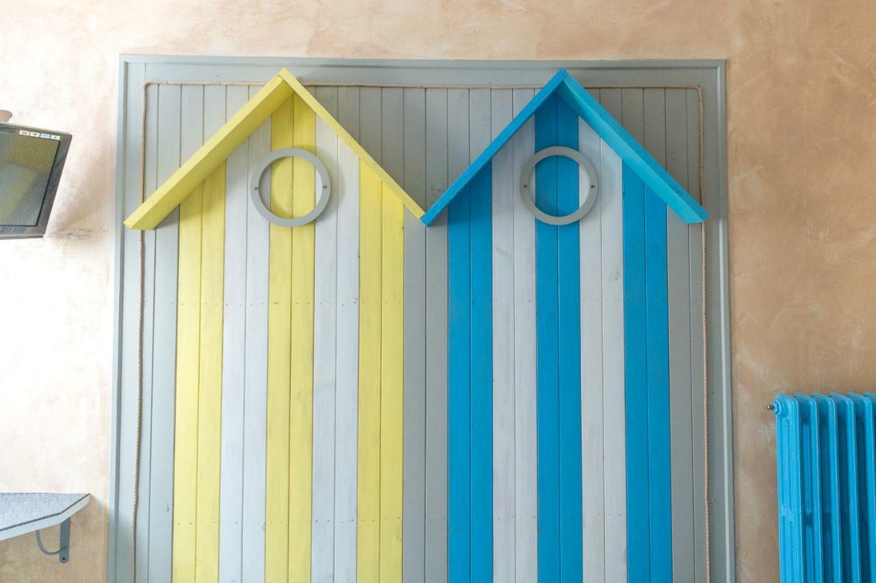 L'Escale Marine - Couette Et Cafe Bed & Breakfast La Rochelle  Exterior foto